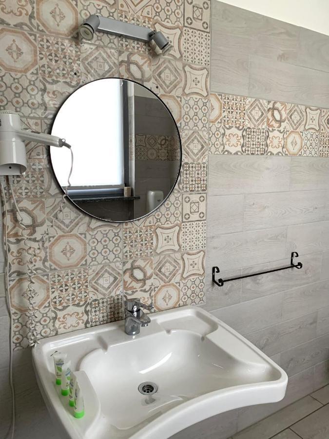 بيت شباب Cascina Bellaria ميلان المظهر الخارجي الصورة